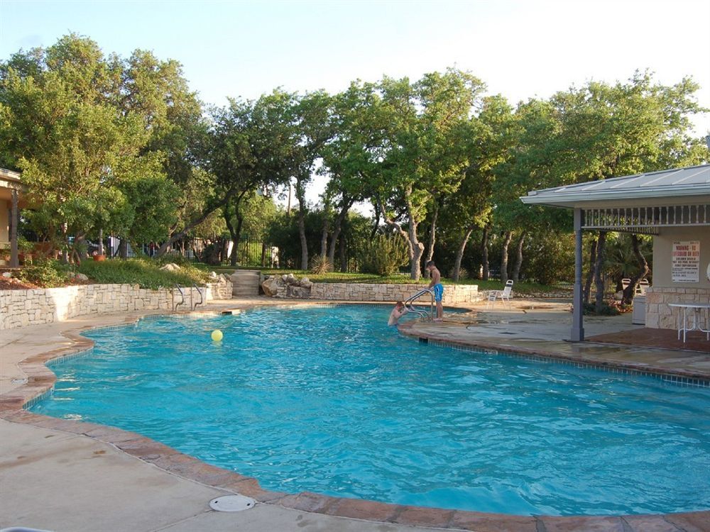 Sun Retreats San Antonio West Hotel Live Oak Eksteriør billede