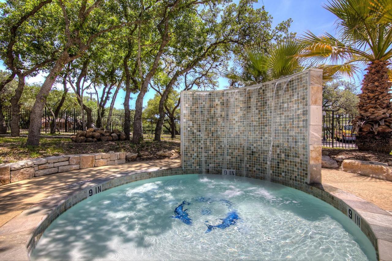 Sun Retreats San Antonio West Hotel Live Oak Eksteriør billede